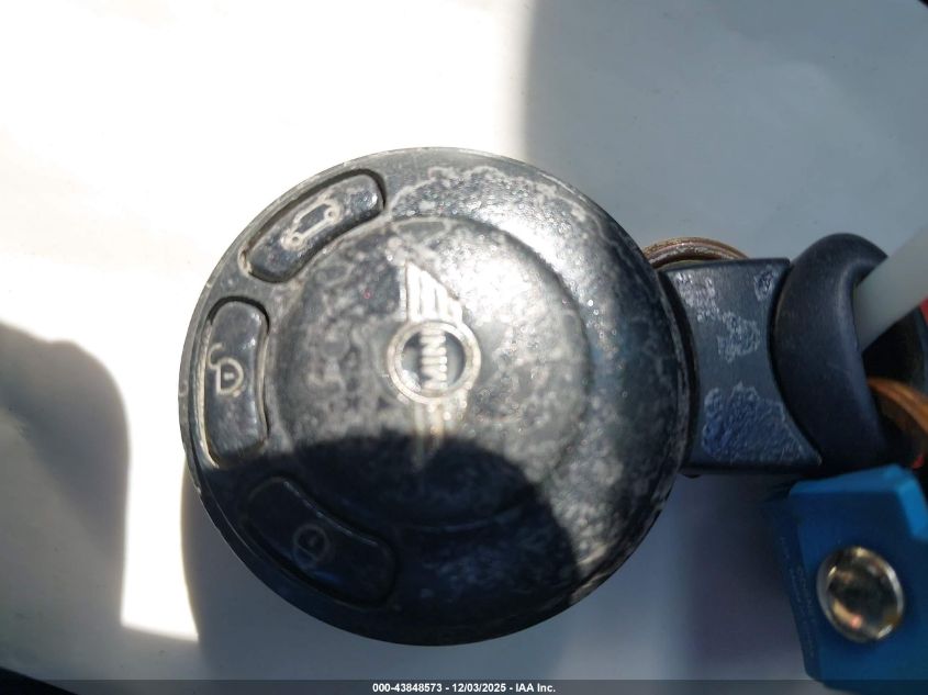 2009 Mini Cooper VIN: WMWMF33559TW79457 Lot: 43848573