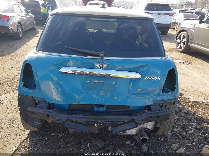 2009 Mini Cooper VIN: WMWMF33559TW79457 Lot: 43848573