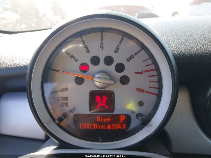 2009 Mini Cooper VIN: WMWMF33559TW79457 Lot: 43848573