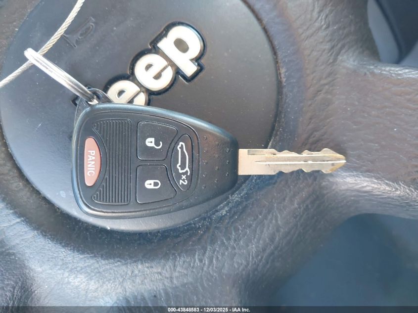 2005 Jeep Liberty Sport VIN: 1J4GL48K75W653068 Lot: 43848583