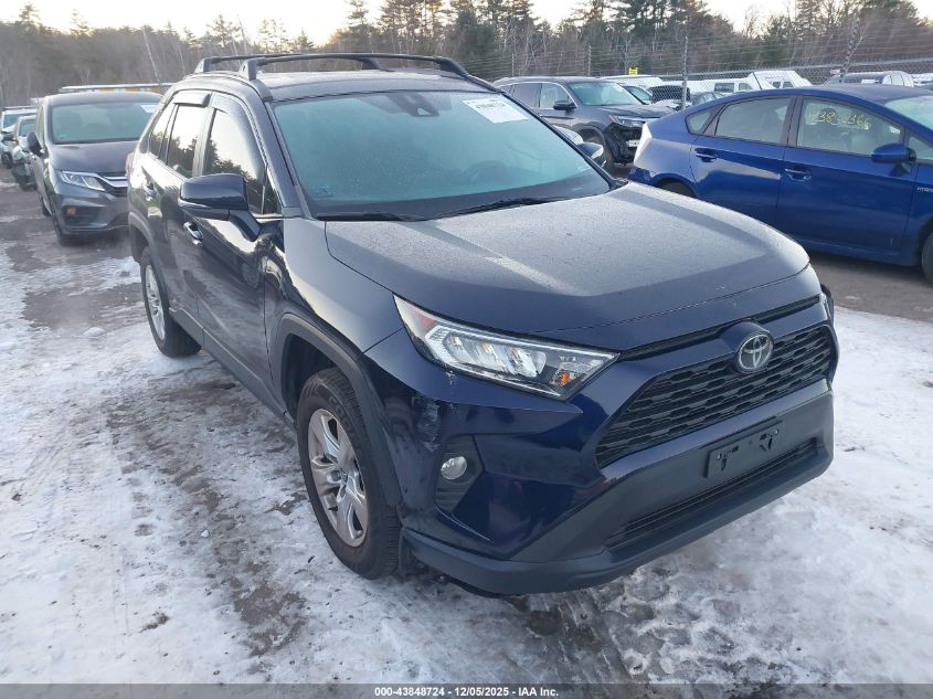 TOYOTA RAV4 XLE