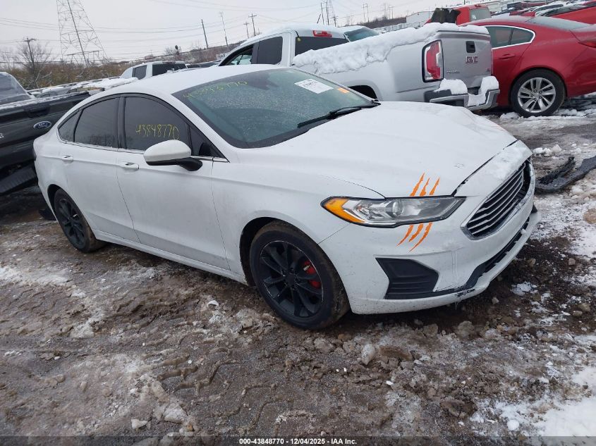 FORD FUSION SE