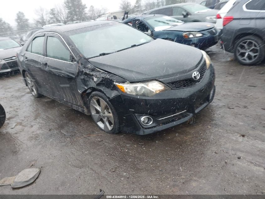 TOYOTA CAMRY SE SPORT