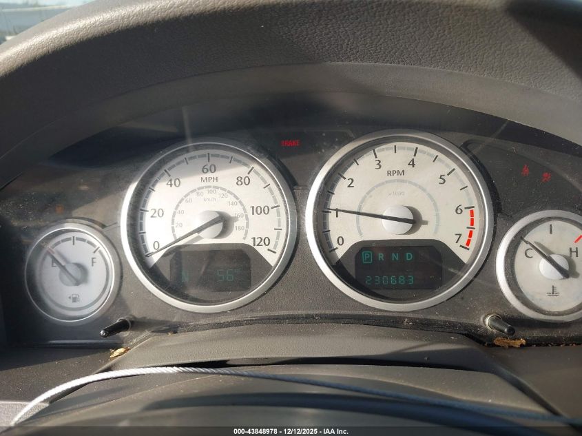 2009 Chrysler Town & Country Touring VIN: 2A8HR54169R670575 Lot: 43848978