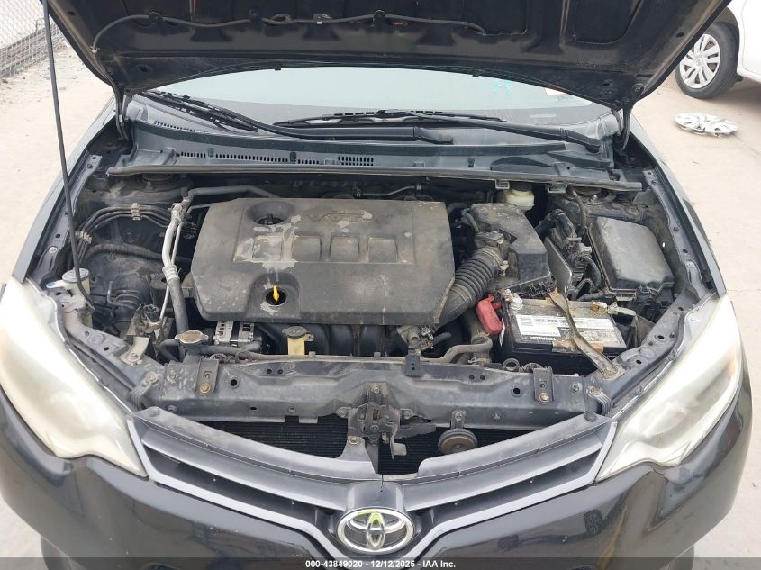 2015 Toyota Corolla Le VIN: 5YFBURHEXFP221847 Lot: 43849020