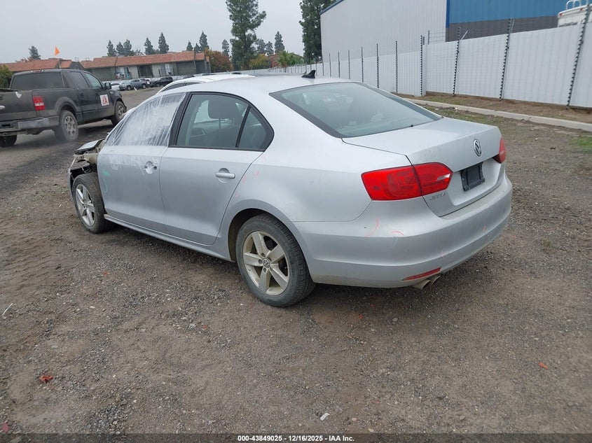 2012 Volkswagen Jetta 2.0 2.0l Tdi Silver Lot 111043849025 Vin 3VWLL7AJ8CM006776