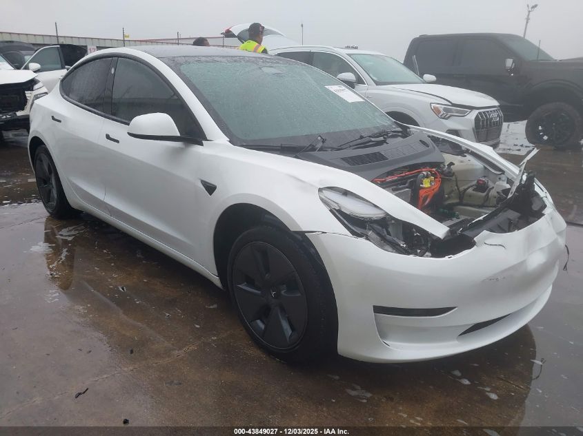 TESLA MODEL 3 REAR-WHEEL DRIVE
