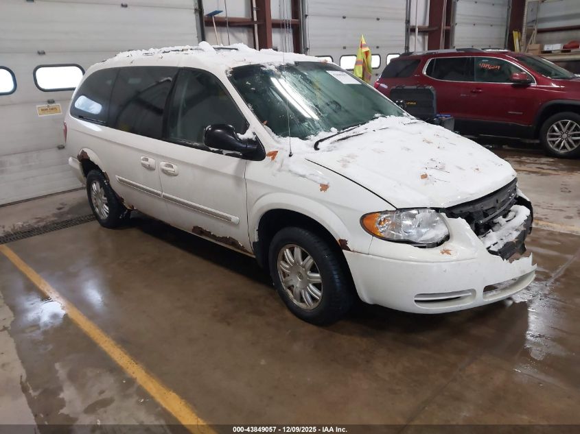 2006 Chrysler Town & Country Touring