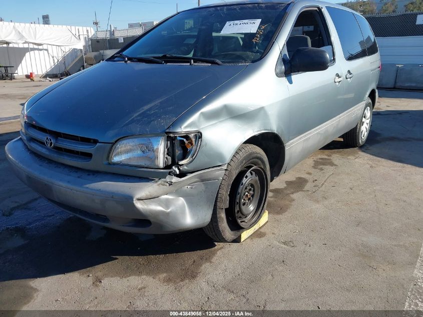 1998 Toyota Sienna Le VIN: 4T3ZF13C2WU083212 Lot: 43849058