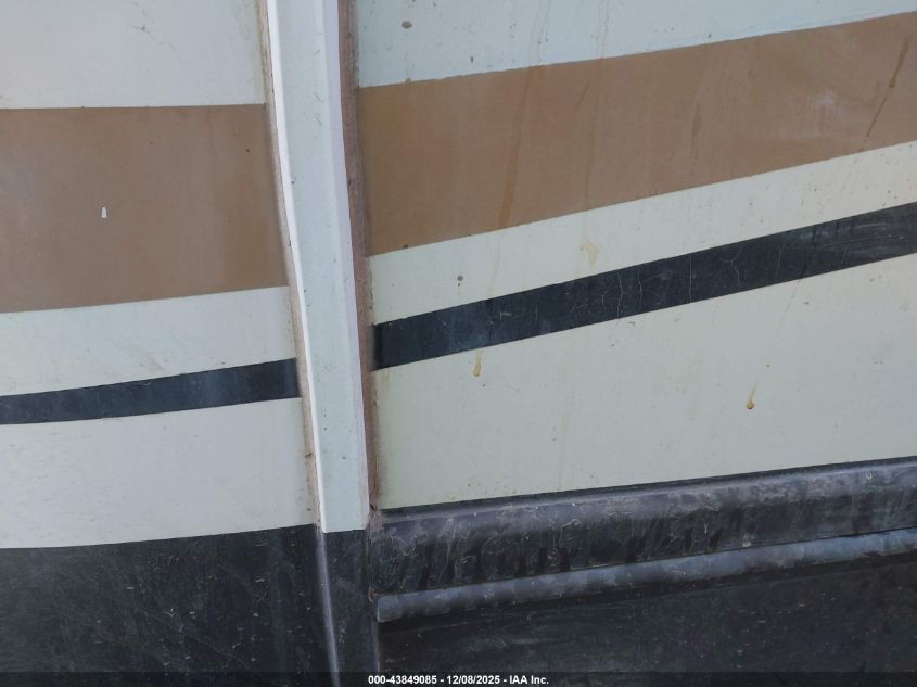 2002 Ford F550 Super Duty Stripped Chass VIN: 1FCNF53S220A06271 Lot: 43849085