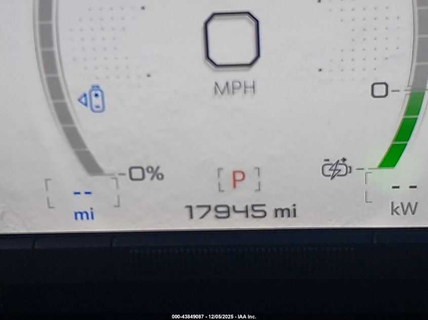 2023 GMC Hummer Ev Pickup E4Wd 3X VIN: 1GT40FDA4PU100841 Lot: 43849087