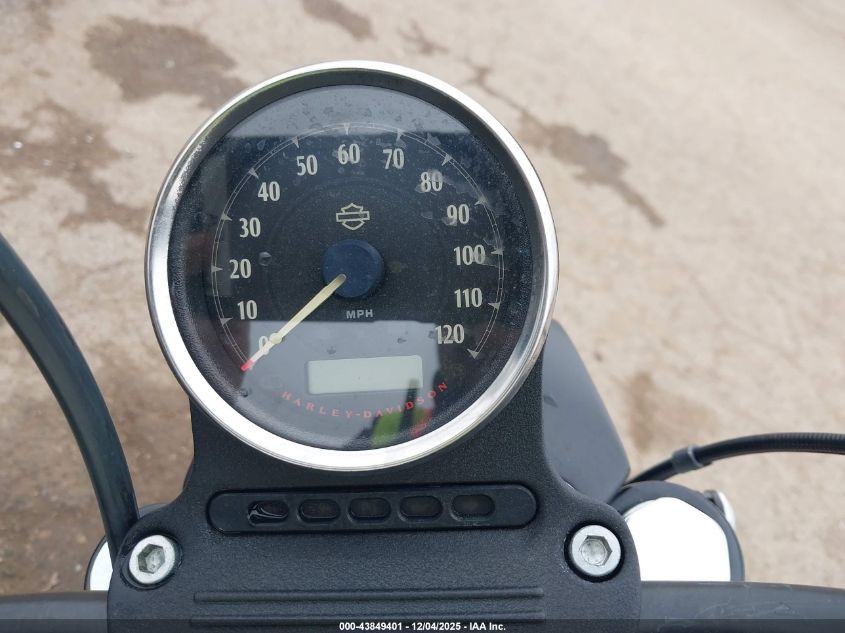 2018 Harley-Davidson Xl883 Iron 883 VIN: 1HD4LE215JC433565 Lot: 43849401