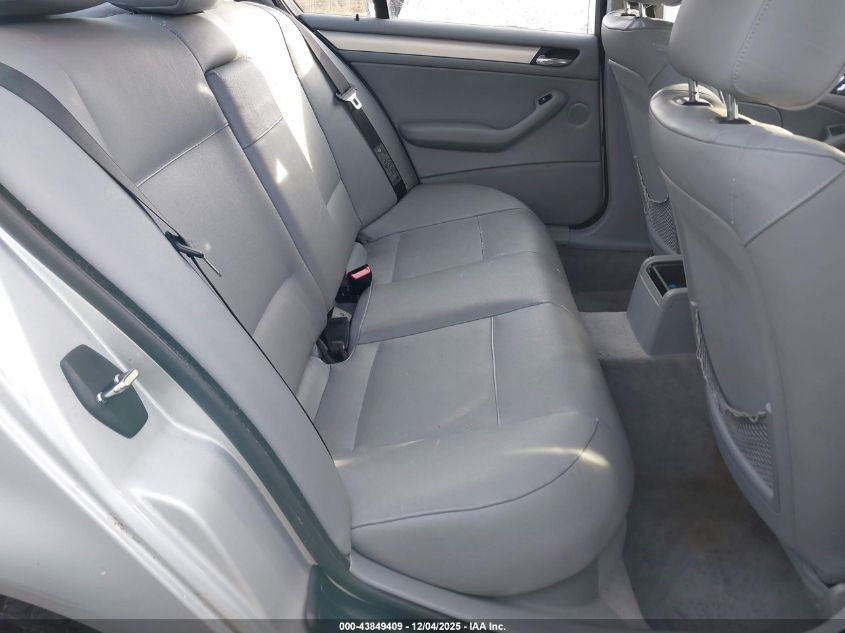 2003 BMW 325I VIN: WBAEV33403KL85265 Lot: 43849409