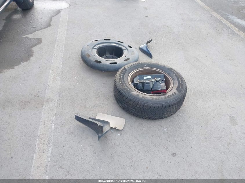 2006 Toyota Highlander V6 VIN: JTEGP21A160117118 Lot: 43849567