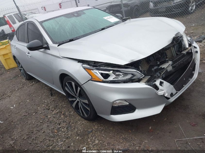 NISSAN ALTIMA SR FWD