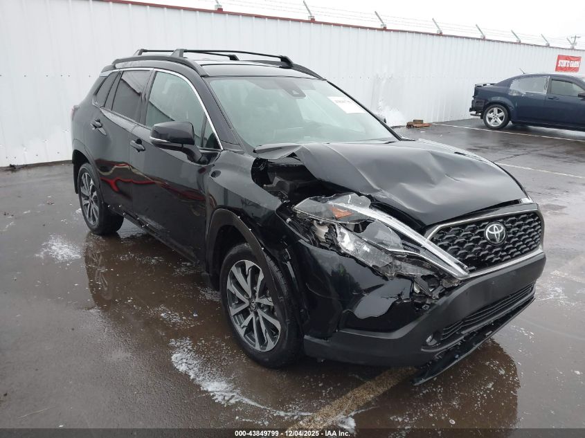 TOYOTA COROLLA CROSS XLE