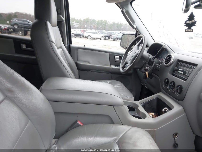 2004 Ford Expedition Xlt