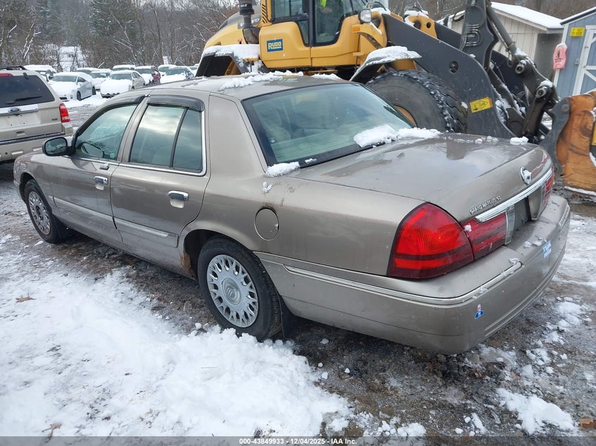 2MEFM74W63X679427 2003 MERCURY GRAND MARQUIS photo no. 3