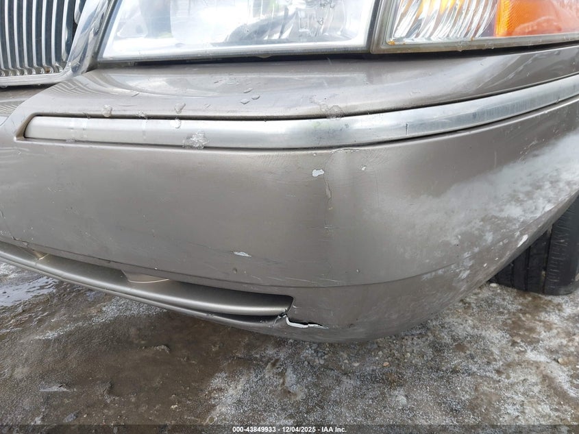 2MEFM74W63X679427 2003 MERCURY GRAND MARQUIS photo no. 6