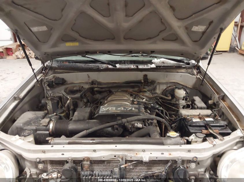 2001 Toyota Sequoia Limited V8 VIN: 5TDBT48A81S055699 Lot: 43850002