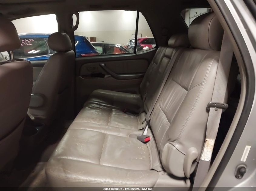 2001 Toyota Sequoia Limited V8 VIN: 5TDBT48A81S055699 Lot: 43850002