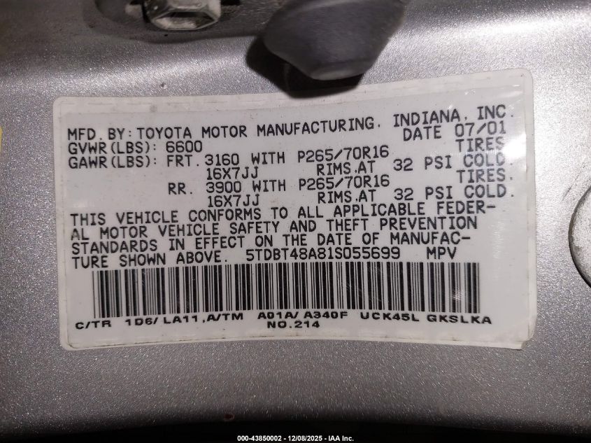 2001 Toyota Sequoia Limited V8 VIN: 5TDBT48A81S055699 Lot: 43850002