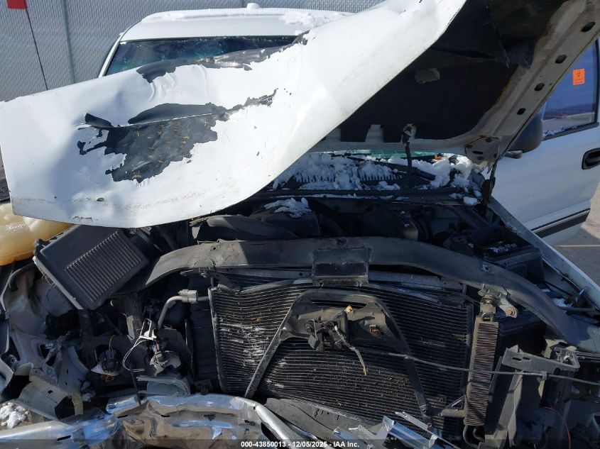 2000 Chevrolet Silverado 1500 VIN: 1GCEC14V6YZ254683 Lot: 43850013