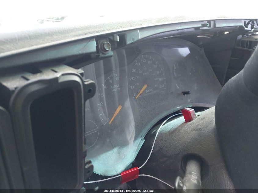 2000 Chevrolet Silverado 1500 VIN: 1GCEC14V6YZ254683 Lot: 43850013