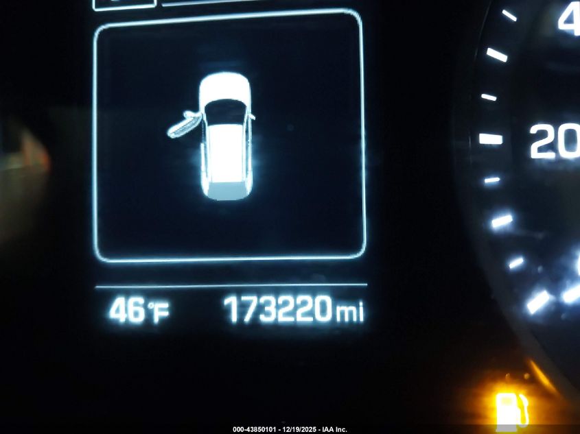 2017 Hyundai Tucson Sport VIN: KM8J3CA22HU562429 Lot: 43850101