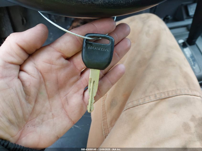 1998 Honda Passport Ex/Lx VIN: 4S6CM58W9W4406919 Lot: 43850148