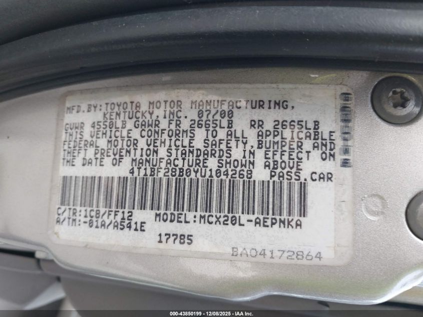 2000 Toyota Avalon Xl VIN: 4T1BF28B0YU104268 Lot: 43850199