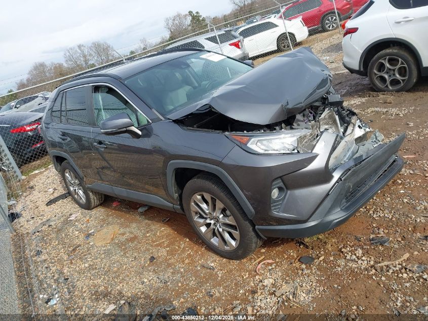 TOYOTA RAV4 XLE PREMIUM