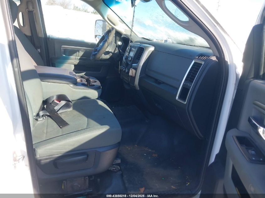 2018 Ram 3500 Slt 4X4 8' Box VIN: 3C63RRHL9JG285260 Lot: 43850218