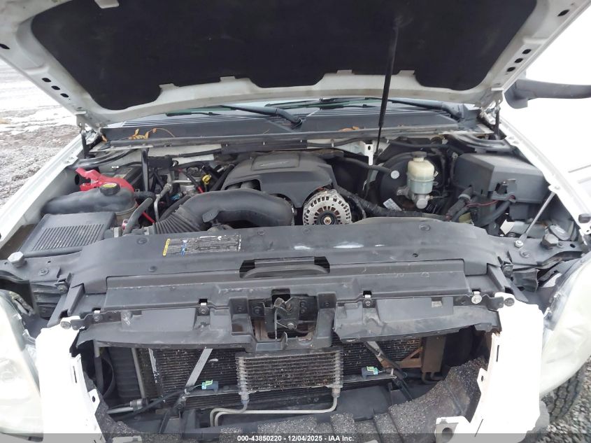 2007 GMC Yukon Xl 1500 Denali VIN: 1GKFK668871206700 Lot: 43850220