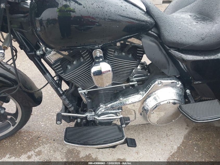 2015 Harley-Davidson Flrt Free Wheeler VIN: 1HD1MCM14FB859391 Lot: 43850242