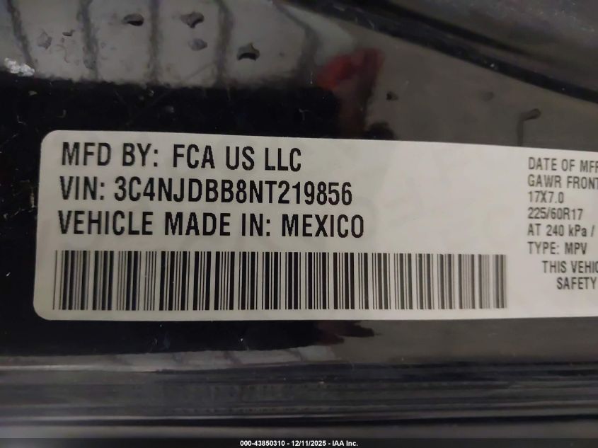 2022 Jeep Compass Latitude 4X4 VIN: 3C4NJDBB8NT219856 Lot: 43850310
