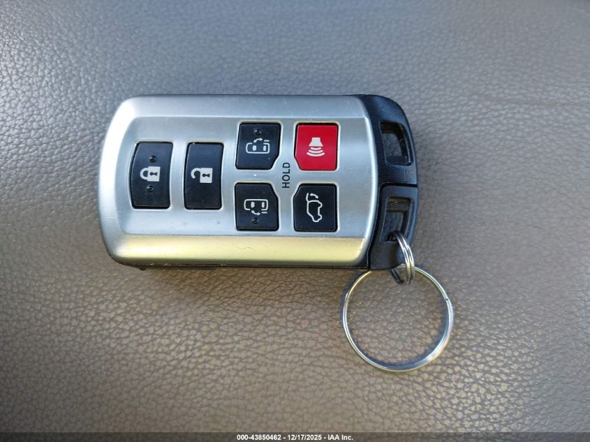 2015 Toyota Sienna Xle 7 Passenger VIN: 5TDDK3DC0FS105709 Lot: 43850462