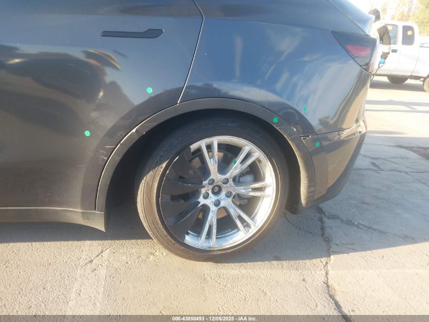 2020 Tesla Model Y Long Range Dual Motor All-Wheel Drive VIN: 5YJYGDEE0LF030096 Lot: 43850493