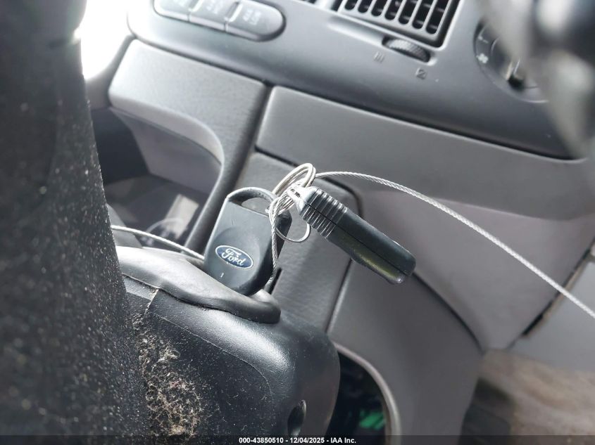 2002 Ford Explorer Xlt VIN: 1FMZU73W12UD10198 Lot: 43850510