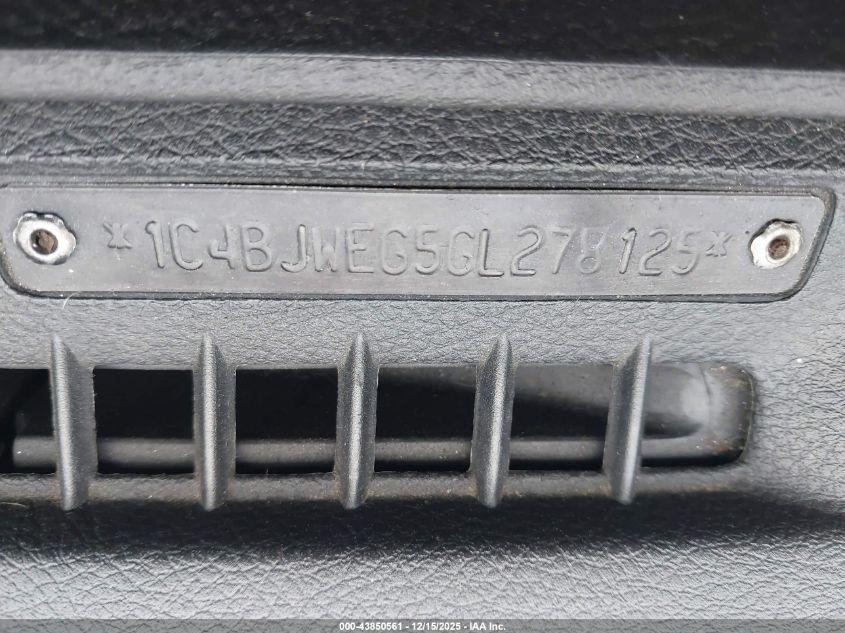2016 Jeep Wrangler Unlimited Sahara VIN: 1C4BJWEG5GL278125 Lot: 43850561