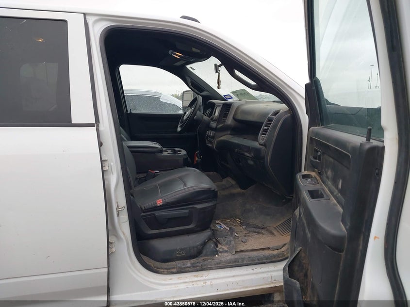 2023 Ram 2500 Tradesman 4X4 8' Box