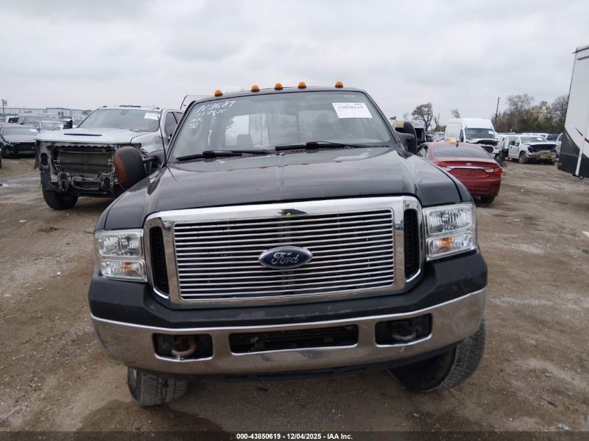 2004 Ford F-350 Lariat/Xl/Xlt VIN: 1FTSW31PX4EC72617 Lot: 43850619