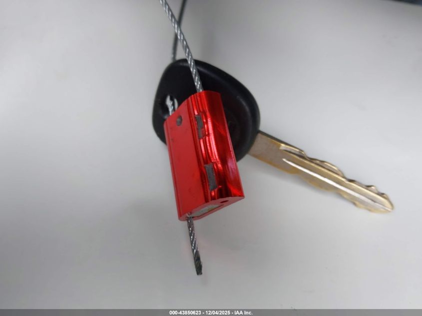 2001 GMC Sierra 1500 C3 VIN: 2GTEK69U711321127 Lot: 43850623