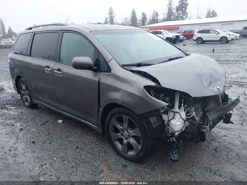 TOYOTA SIENNA SE 8 PASSENGER