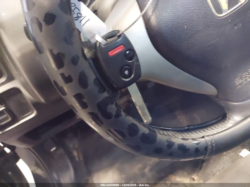 2007 Honda Fit Sport VIN: JHMGD38687S051255 Lot: 43850690