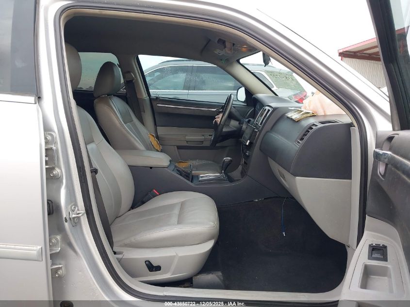 2007 Chrysler 300 Touring VIN: 2C3KA53G47H752676 Lot: 43850722