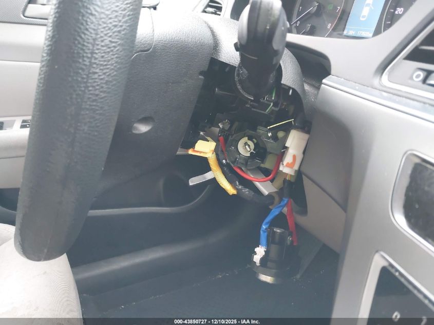 2015 Hyundai Sonata Se VIN: 5NPE24AF7FH156431 Lot: 43850727