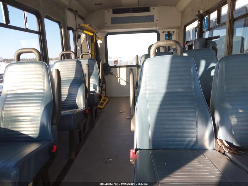 2018 Ford Transit-350 Cutaway VIN: 1FDES8PM7JKA88098 Lot: 43850735