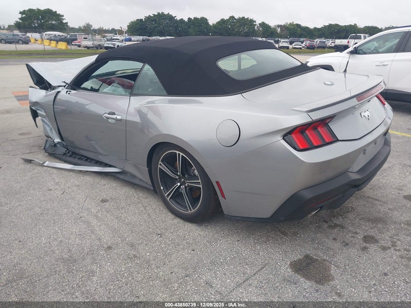 1FAGP8UH1S5127750 2025 FORD MUSTANG photo no. 3