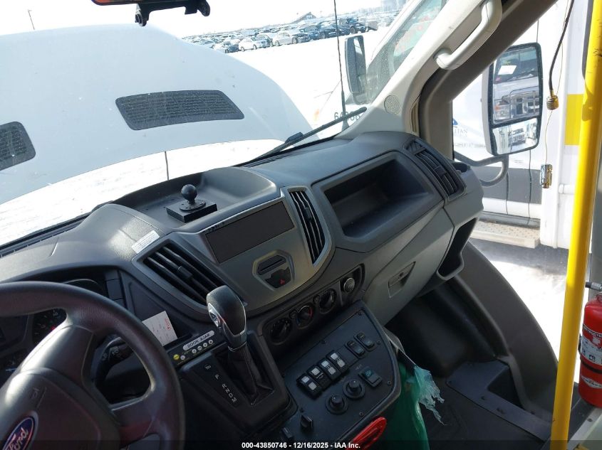 2018 Ford Transit-350 Cutaway VIN: 1FDES8PM1JKB07079 Lot: 43850746